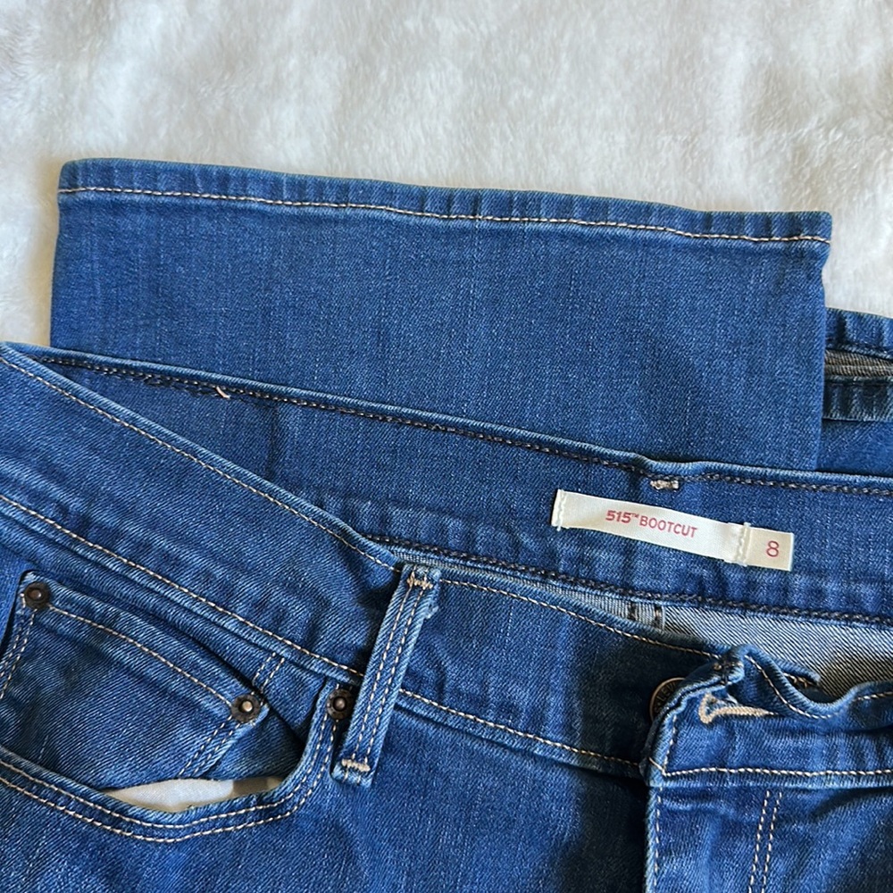 Bootcut Levi’s - Picture 3 of 4